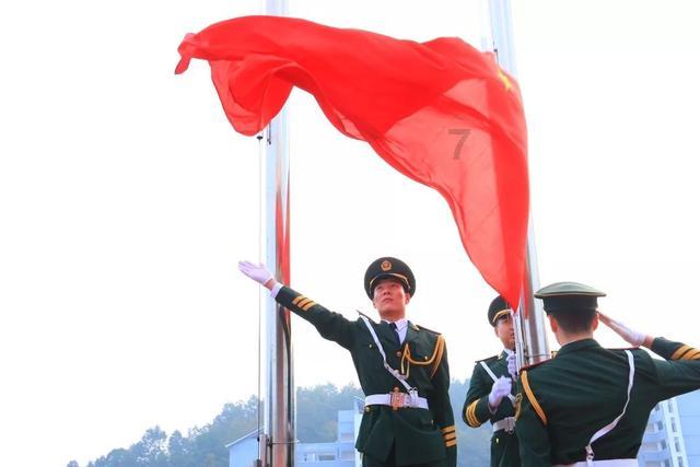 艾玛的时尚装
